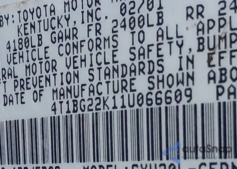 2001 Toyota Camry Le z USA, uszkodzony, nr VIN 4T1BG22K11U066609